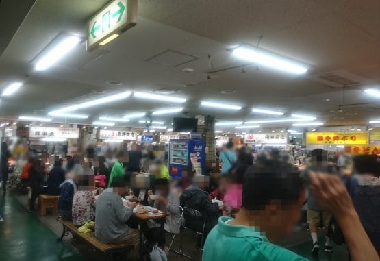 釧路で勝手丼が有名な和商市場