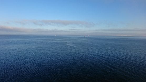 ダイヤモンドプリンセス船内から見たコルサコフの海
