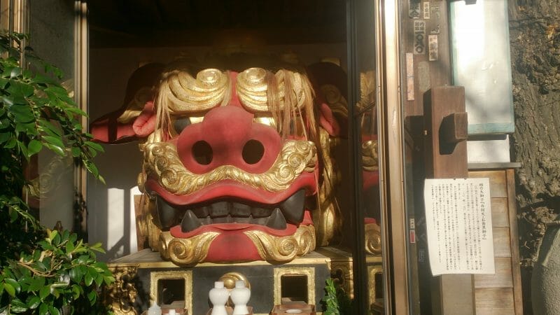 波除神社の市杵嶋姫命がお祀りしてある弁天神社のお歯黒獅子