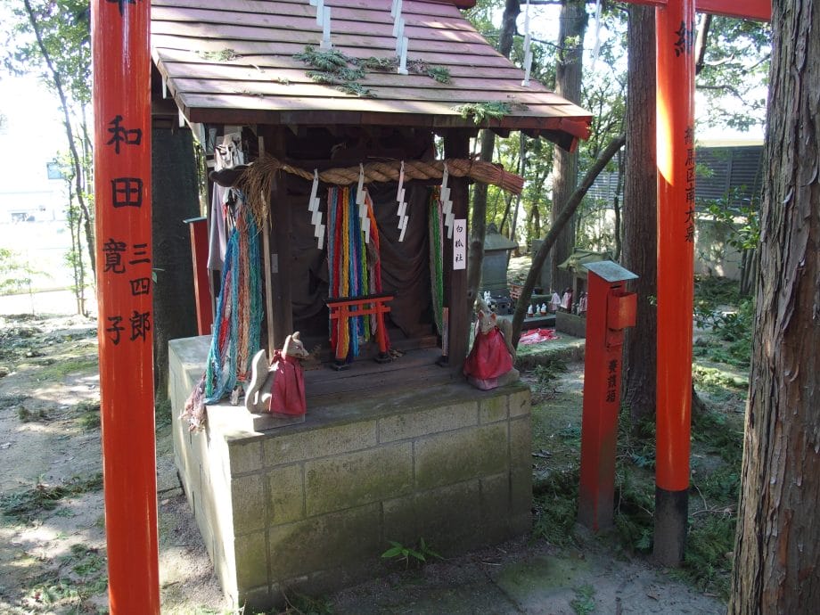 東伏見稲荷神社の白虎社