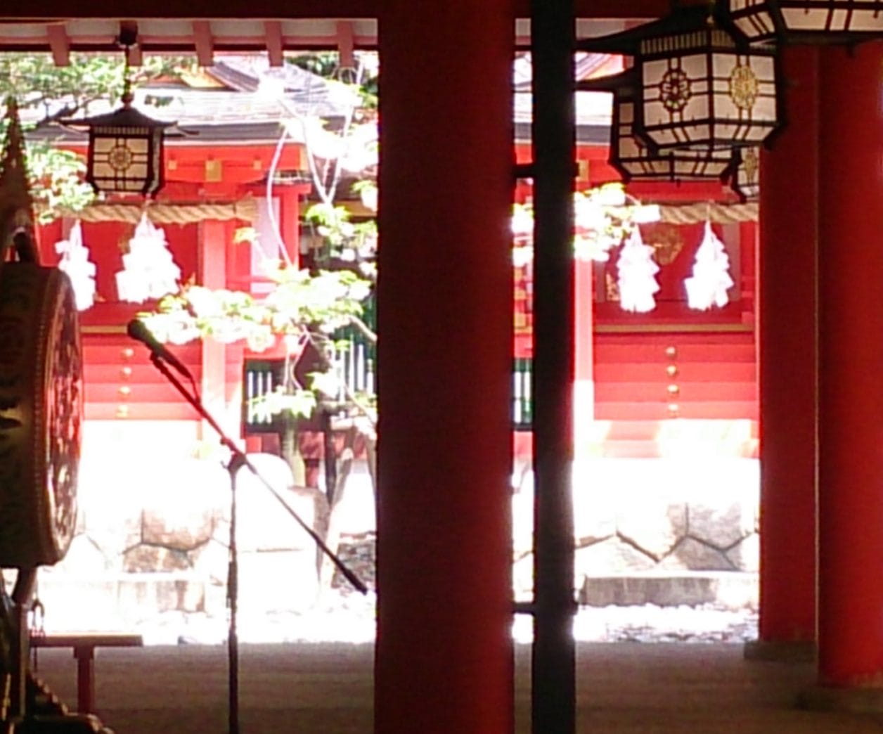 生田神社ご本殿と一緒に祀られている末社