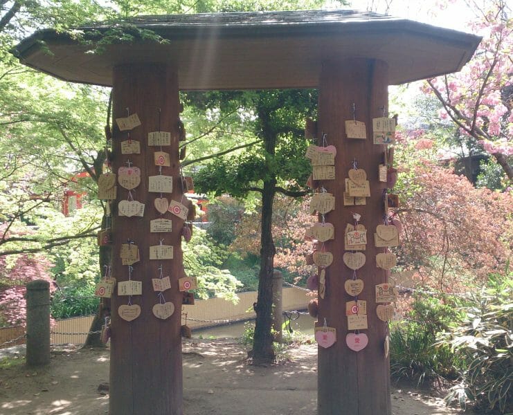生田神社の芸能上達と縁結びの市杵島神社