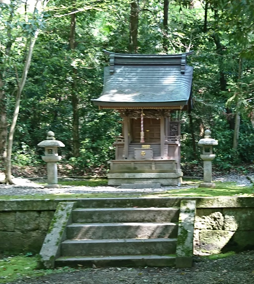 多賀大社の境内にある夷神社