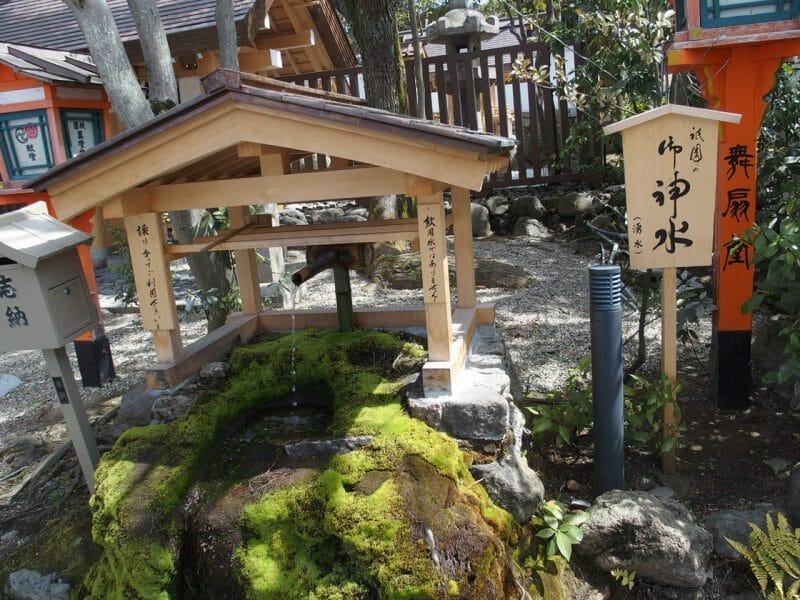 京都祇園の八坂神社のご神水