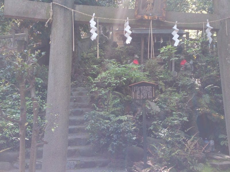 赤坂氷川神社の火伏せのパワースポット西行稲荷神社