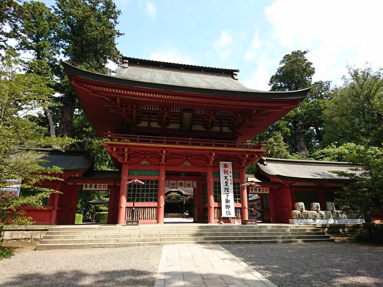 香取神宮の桜門