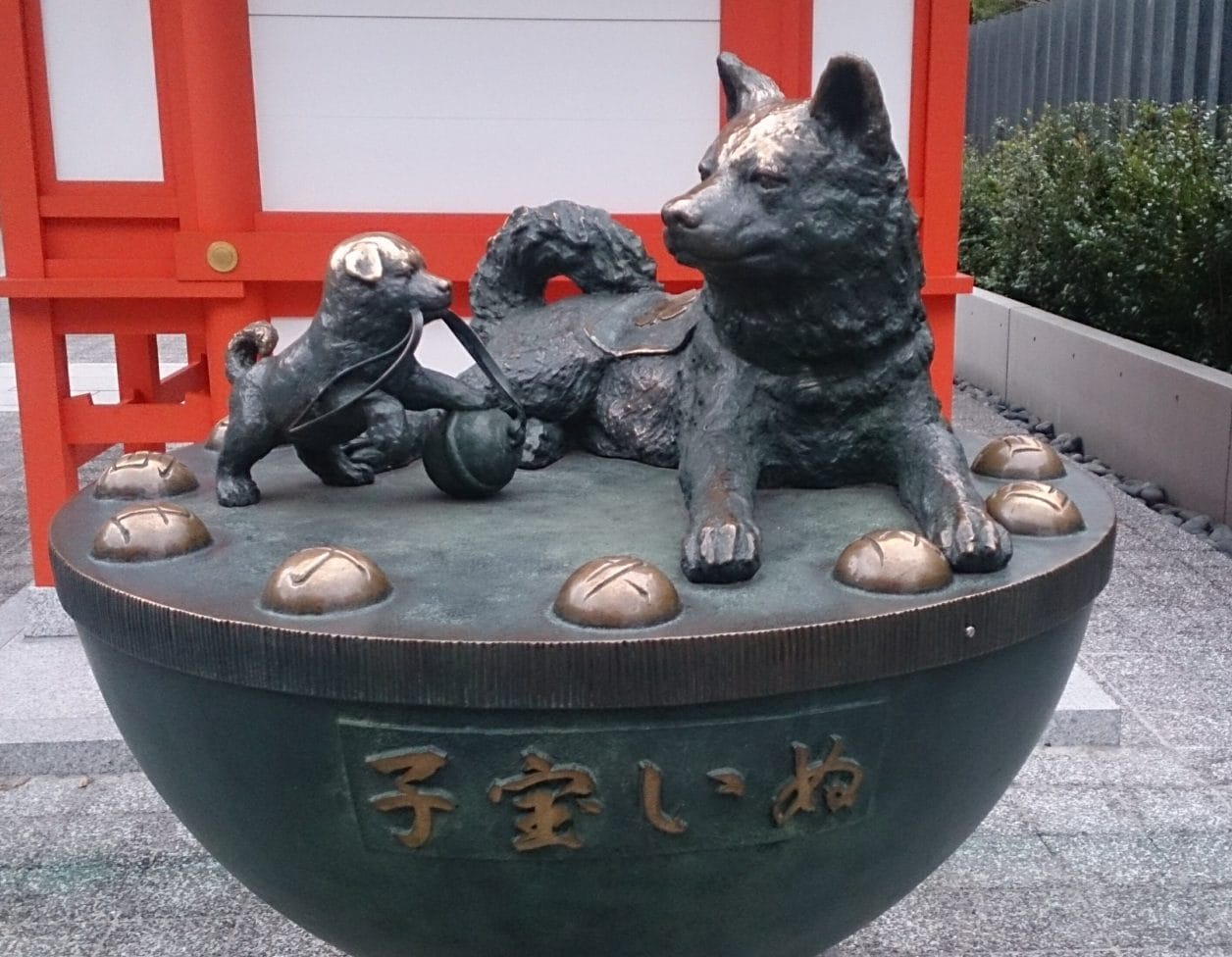 日本橋水天宮の子宝犬