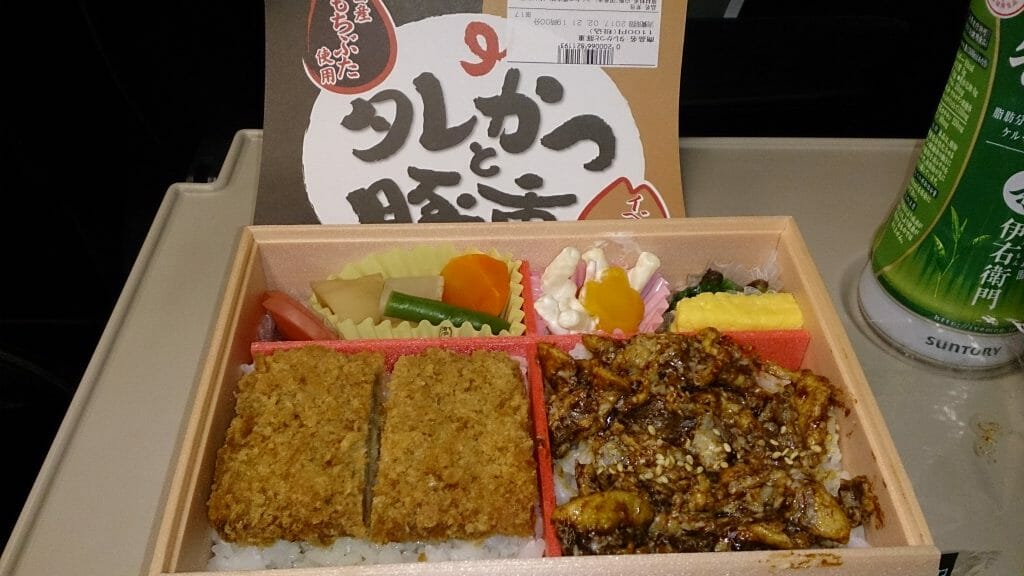 タレかつと豚重｜日本レストランエンタプライズ