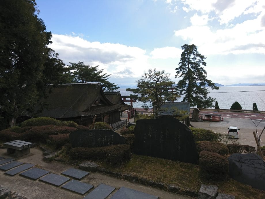 白鬚神社の境内から見える琵琶湖
