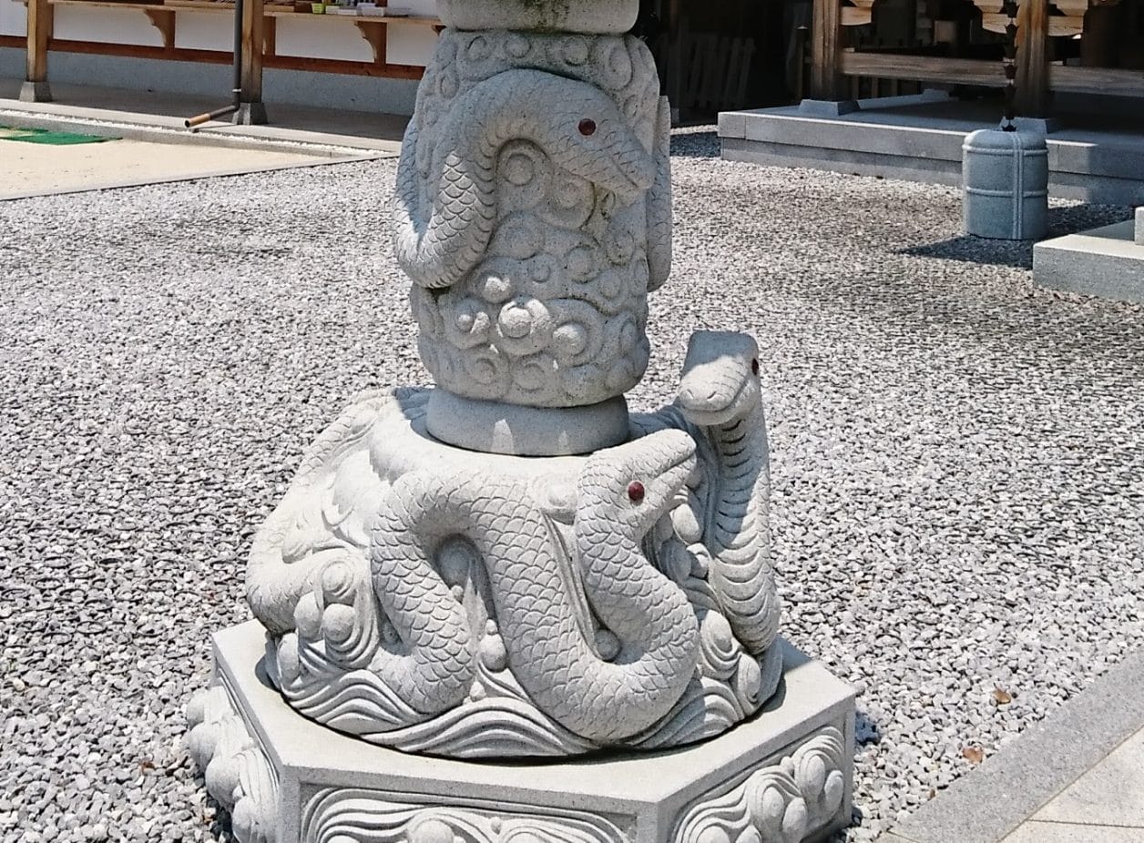 岩国の白蛇神社