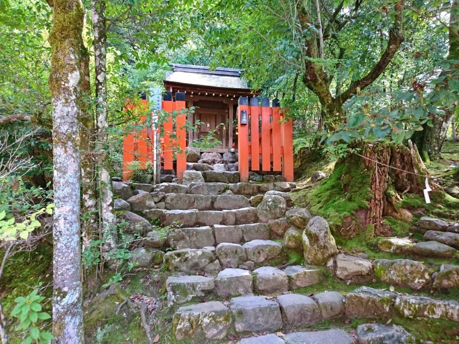 上賀茂神社の須波神社