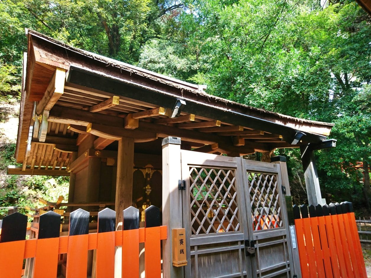 上賀茂神社の境内にある賀茂山口神社