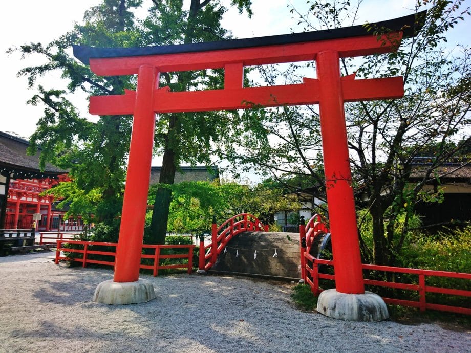 下鴨神社の鳥居と輪橋